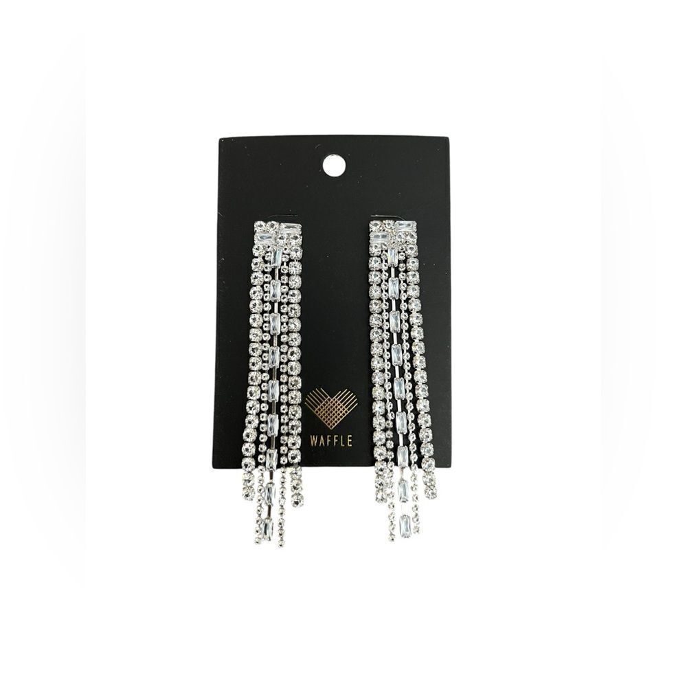 Elegant Dangling Earrings